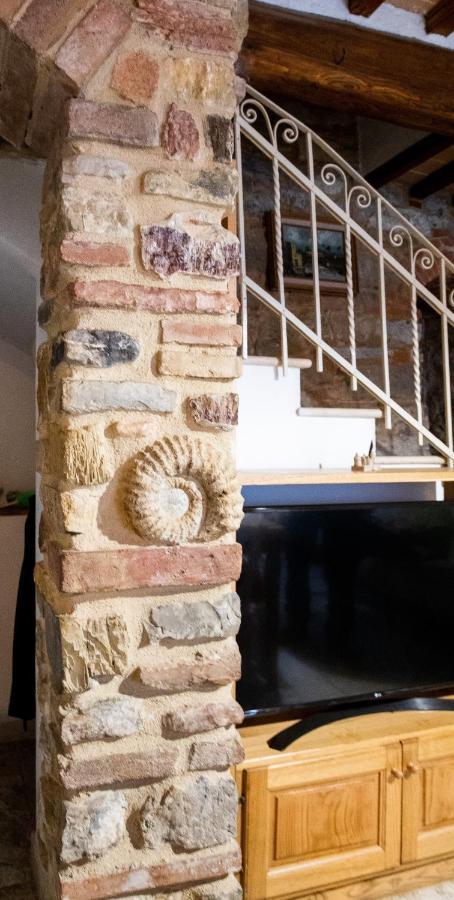 La Casetta Nel Borgo Castelnuovo di Val di Cecina Exterior foto
